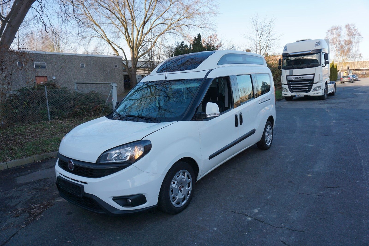 Fiat Doblo 1.6 16V Multijet 88kW Rollstuhlumbau - Passenger van: picture 1 Fiat Doblo 1.6 16V Multijet 88kW Rollstuhlumbau - Passenger van: picture 1