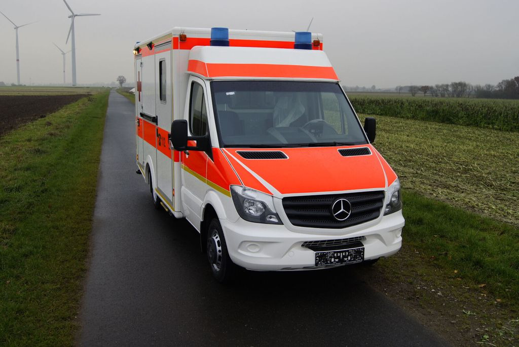 Mercedes-Benz Sprinter 516 // Mod. 2014 // 1 J Garantie // - Ambulance: picture 4 Mercedes-Benz Sprinter 516 // Mod. 2014 // 1 J Garantie // - Ambulance: picture 4
