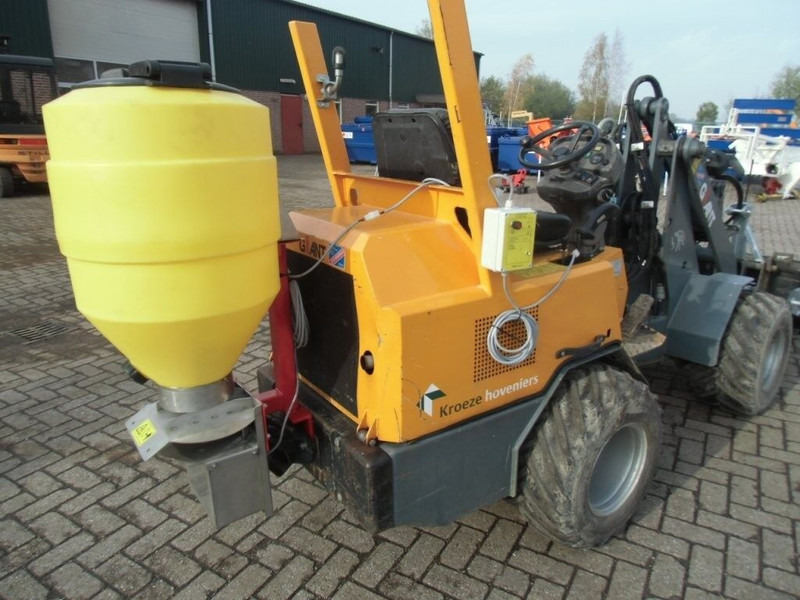 COMBI en zoutstrooier - Snow removal vehicle: picture 4 COMBI en zoutstrooier - Snow removal vehicle: picture 4