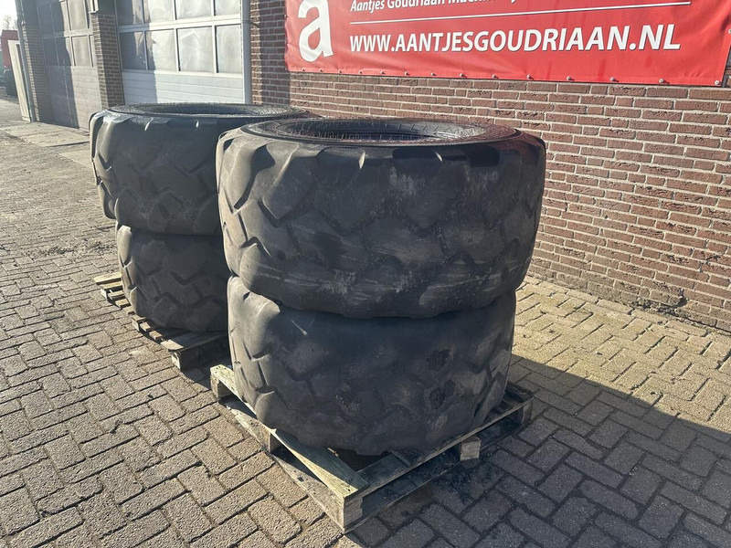 Onbekend - Tire for Agricultural machinery: picture 2 Onbekend - Tire for Agricultural machinery: picture 2