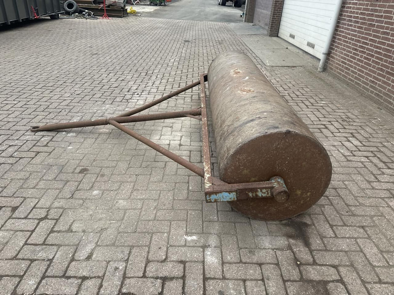 Landrol - Gebruikt - Farm roller: picture 4 Landrol - Gebruikt - Farm roller: picture 4
