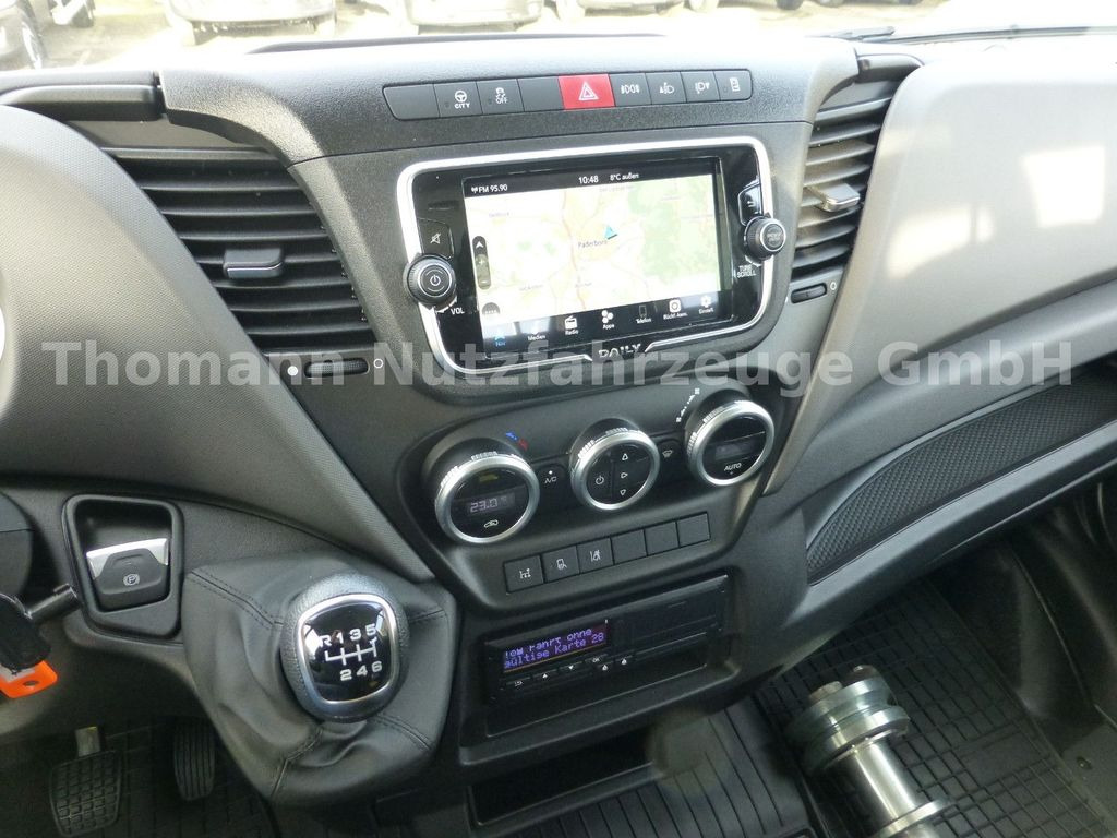 New Tow truck, Van Iveco DAILY 70C18 DoKa Schiebeplateau Luftfed Navi: picture 26