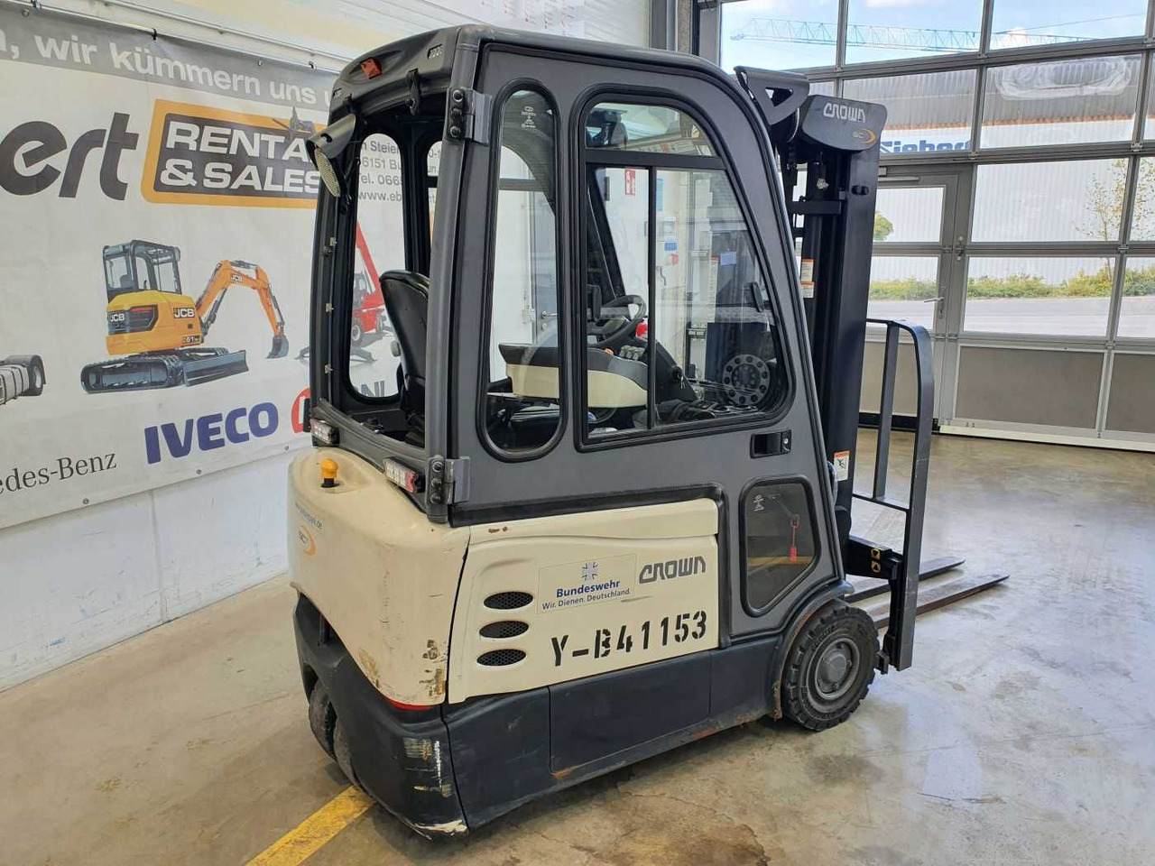 Crown SCT6020-1.3 /Triplex: 4.30m /Batterie 2020 - Electric forklift: picture 3 Crown SCT6020-1.3 /Triplex: 4.30m /Batterie 2020 - Electric forklift: picture 3