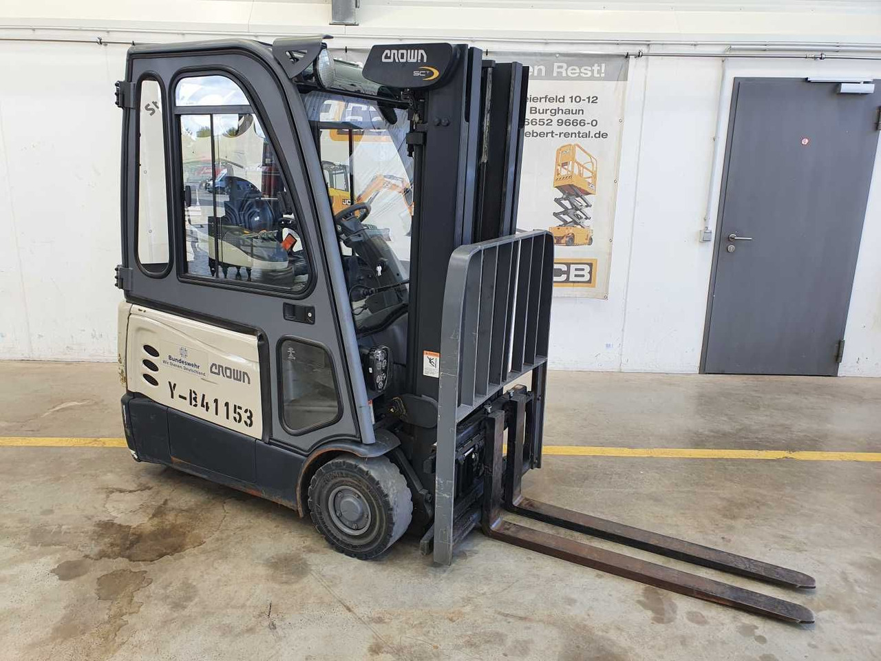 Crown SCT6020-1.3 /Triplex: 4.30m /Batterie 2020 - Electric forklift: picture 1 Crown SCT6020-1.3 /Triplex: 4.30m /Batterie 2020 - Electric forklift: picture 1