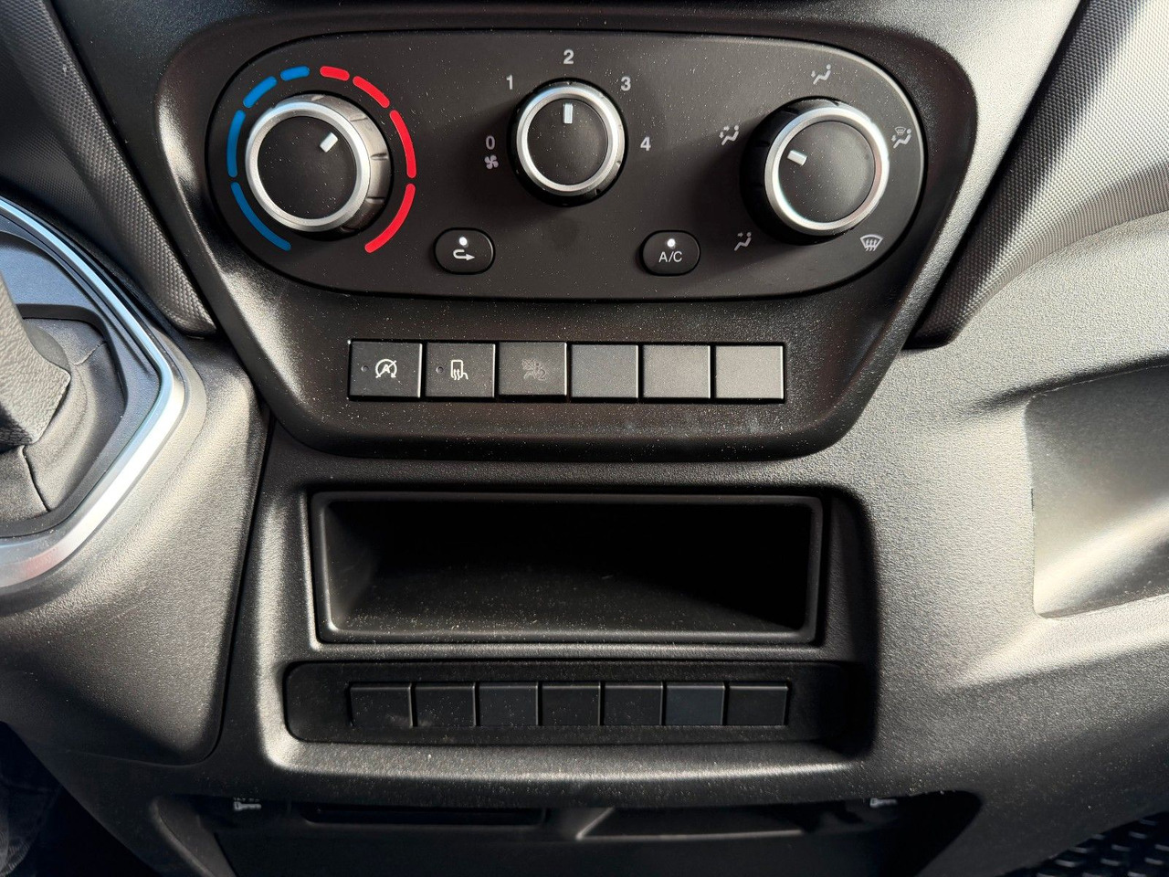 Tipper van Iveco Daily 35S14 A8*R3.450mm*Automatik*Kamera*3Sitze*: picture 18