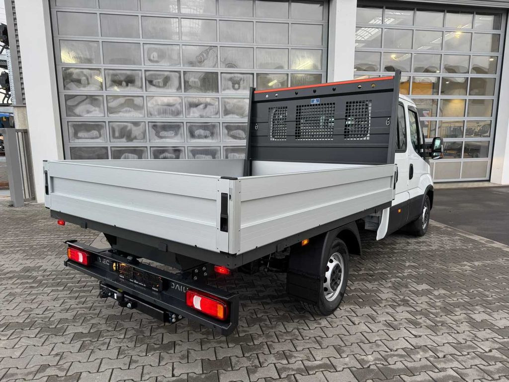 Iveco Daily 35S16 A8 Pritsche *7-Sitze*AHK*Automatik* Iveco Daily 35S16 A8 Pritsche *7-Sitze*AHK*Automatik* - Flatbed van: picture 5 Iveco Daily 35S16 A8 Pritsche *7-Sitze*AHK*Automatik* Iveco Daily 35S16 A8 Pritsche *7-Sitze*AHK*Automatik* - Flatbed van: picture 5