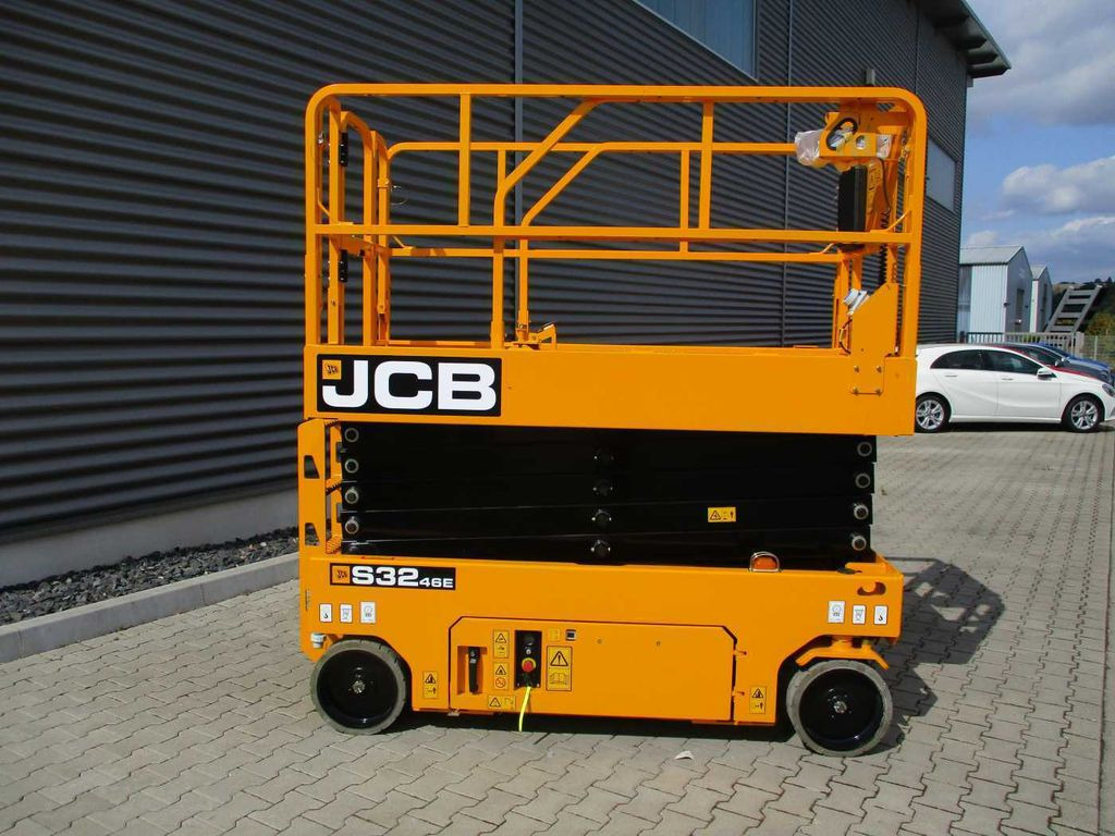 JCB S3246E Scherenbühne // 12m Arbeitshöhe - Scissor lift: picture 2 JCB S3246E Scherenbühne // 12m Arbeitshöhe - Scissor lift: picture 2