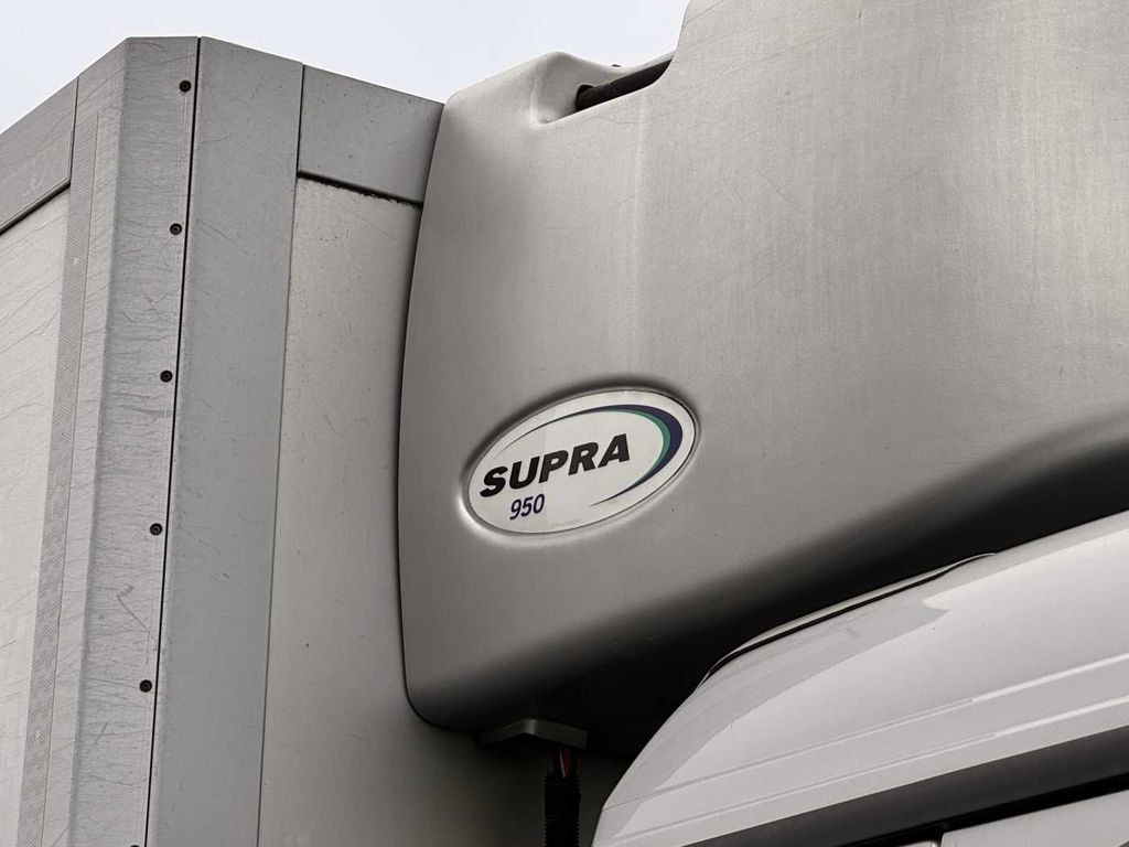 Refrigerator truck MAN TGS 26.440 6x2-2 LL Carrier LBW Lift-+Lenkachse: picture 10 Refrigerator truck MAN TGS 26.440 6x2-2 LL Carrier LBW Lift-+Lenkachse: picture 10