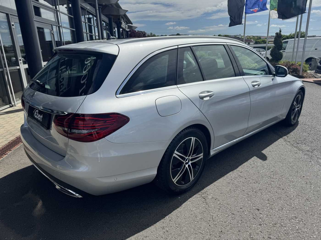 Mercedes-Benz C 220d T Avantgarde+RKamera+LED+TotW+SpurH - Station wagon: picture 4 Mercedes-Benz C 220d T Avantgarde+RKamera+LED+TotW+SpurH - Station wagon: picture 4