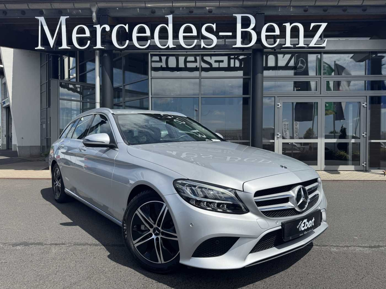 Mercedes-Benz C 220d T Avantgarde+RKamera+LED+TotW+SpurH - Station wagon: picture 1 Mercedes-Benz C 220d T Avantgarde+RKamera+LED+TotW+SpurH - Station wagon: picture 1