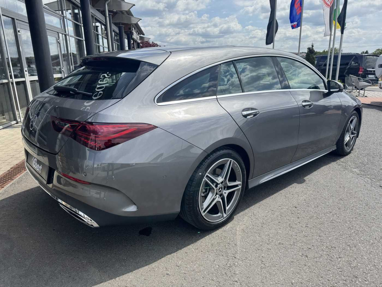 Mercedes-Benz CLA 200 AMG+Pano+MultiBeam+DistrPro+HUD+360 - Station wagon: picture 4 Mercedes-Benz CLA 200 AMG+Pano+MultiBeam+DistrPro+HUD+360 - Station wagon: picture 4