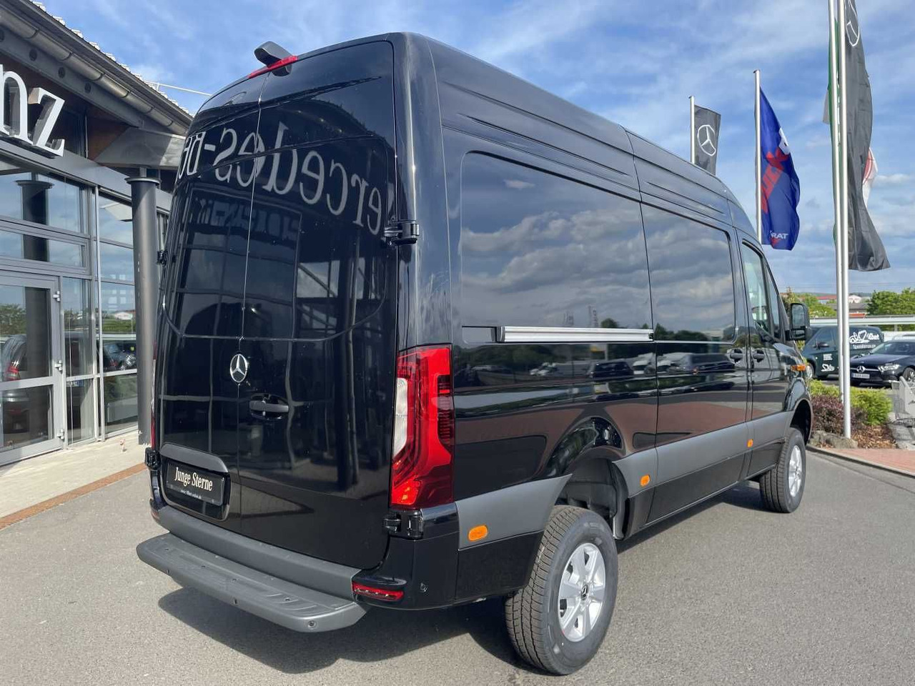 Mercedes-Benz Sprinter 319 CDI 4x4 3665 Klima Kamera MBUX LED - Panel van: picture 5 Mercedes-Benz Sprinter 319 CDI 4x4 3665 Klima Kamera MBUX LED - Panel van: picture 5
