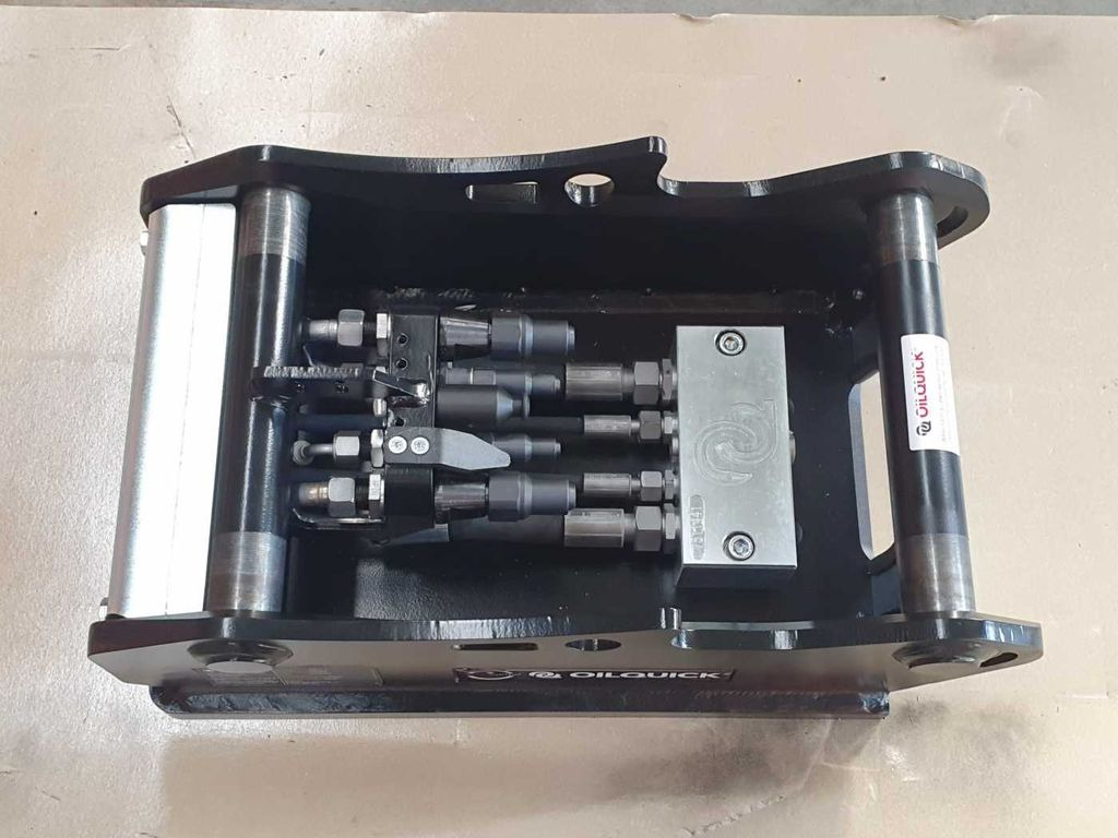 OilQuick OQ45-5 Adapterplatte für Westtech &mehr - Quick coupler: picture 5 OilQuick OQ45-5 Adapterplatte für Westtech &mehr - Quick coupler: picture 5