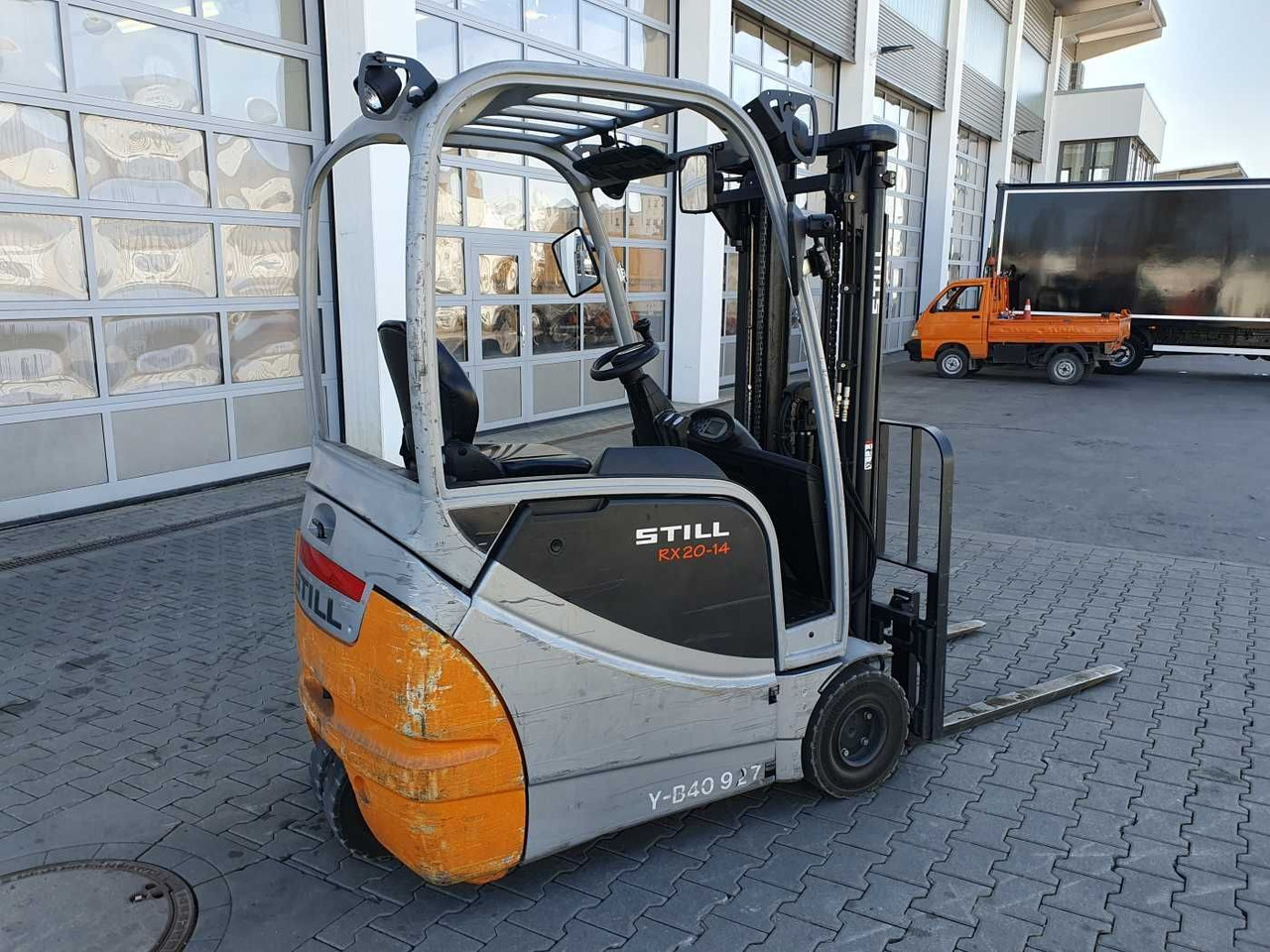 Still RX20-14 / Triplex: 4.60m! / nur 1.907h! / SS - Electric forklift: picture 3 Still RX20-14 / Triplex: 4.60m! / nur 1.907h! / SS - Electric forklift: picture 3