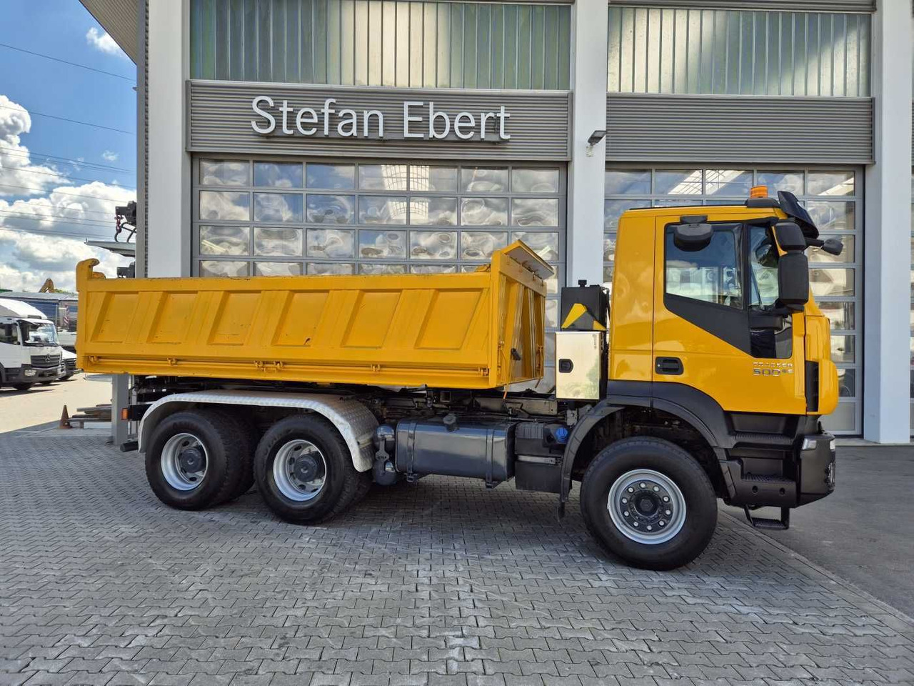 Iveco Trakker AD380T50 6x4 Kipper/SZM Wechselsystem - Tractor unit: picture 5 Iveco Trakker AD380T50 6x4 Kipper/SZM Wechselsystem - Tractor unit: picture 5