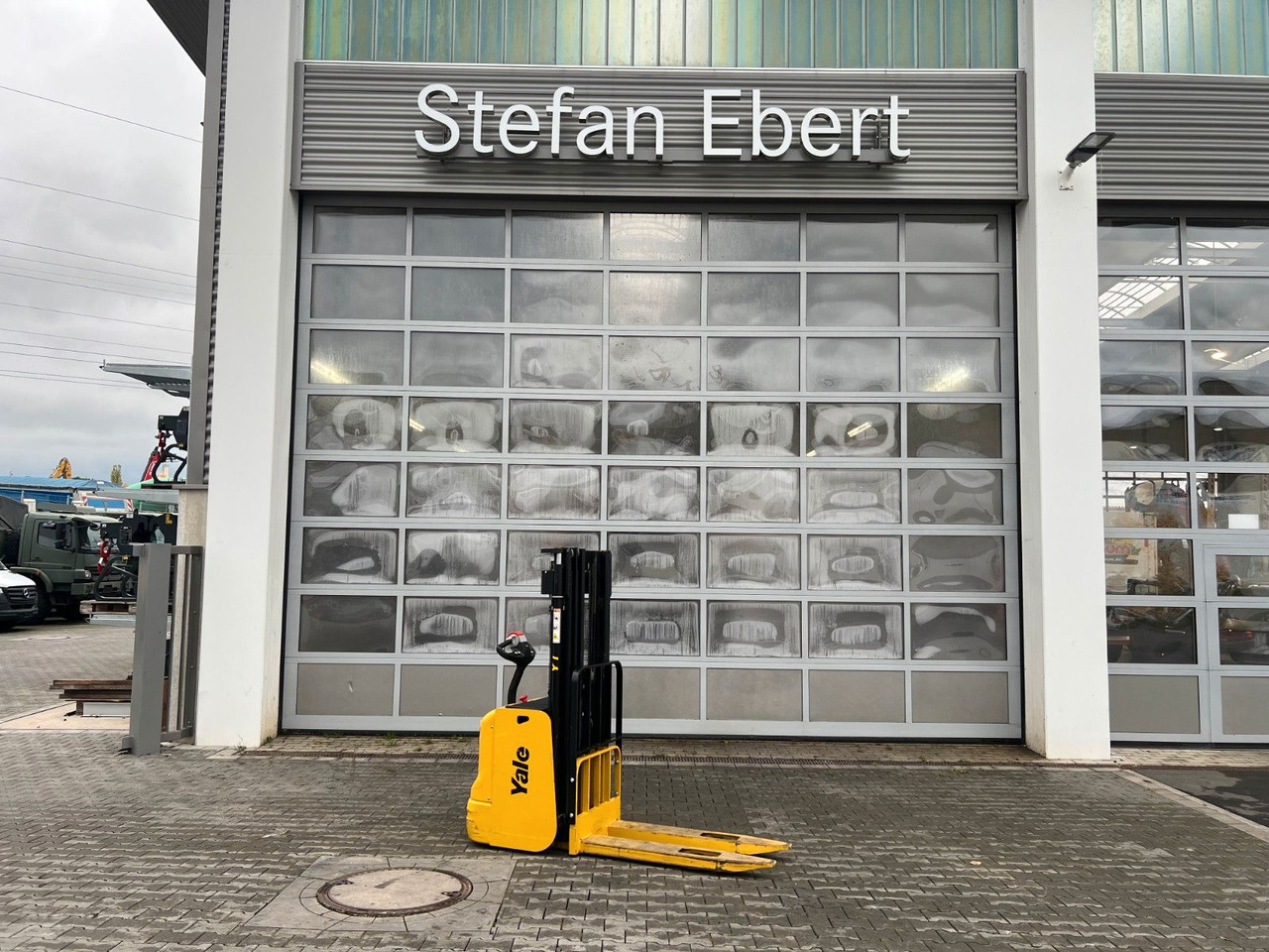 Yale MS 12 AC / Triplex: 4m! / nur 229h! / 2014 - Stacker: picture 1 Yale MS 12 AC / Triplex: 4m! / nur 229h! / 2014 - Stacker: picture 1