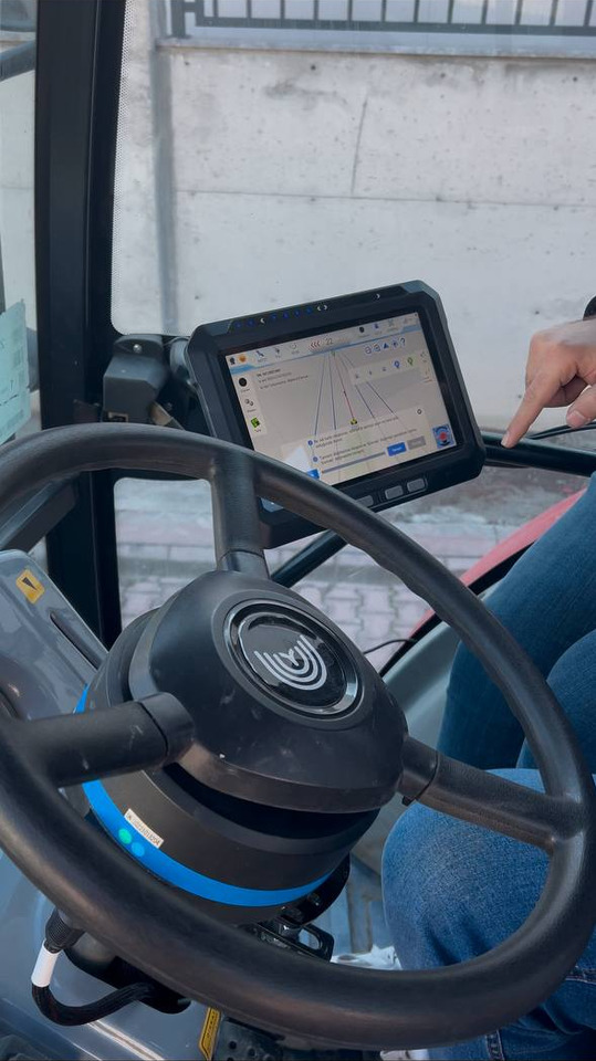 DOKEN AF305 ? Profesjonalna Nawigacja Rolnicza RTK 2,5 cm - Navigation system for Agricultural machinery: picture 2 DOKEN AF305 ? Profesjonalna Nawigacja Rolnicza RTK 2,5 cm - Navigation system for Agricultural machinery: picture 2