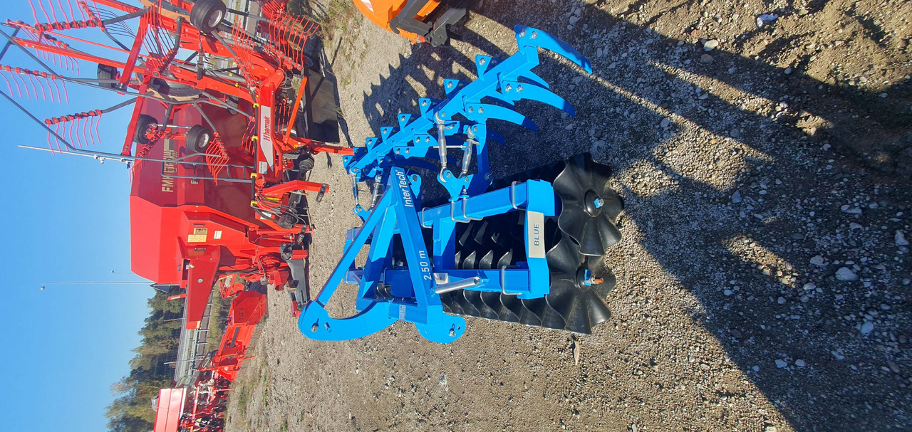 Inter-Tech front disc aggregate 2,5m with teeth drag - Plow: picture 5 Inter-Tech front disc aggregate 2,5m with teeth drag - Plow: picture 5