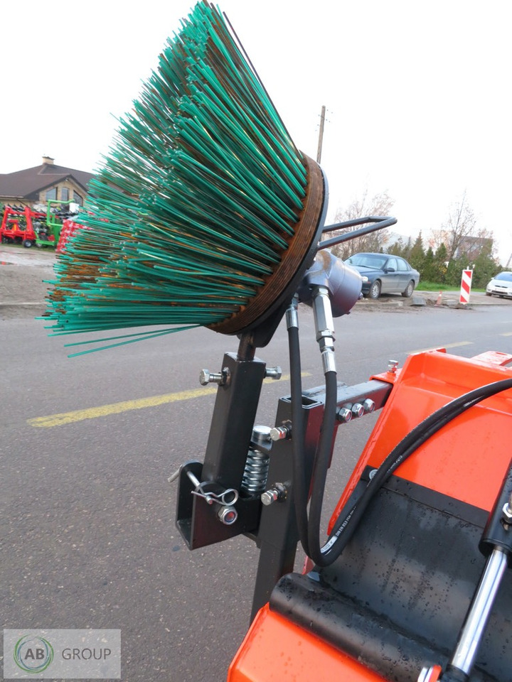 Metal-Technik sweeper 1,8m - Broom for Municipal/ Special vehicle: picture 5 Metal-Technik sweeper 1,8m - Broom for Municipal/ Special vehicle: picture 5
