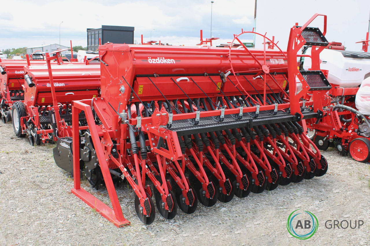 Seedbed and seeding unit mounted on Ozdoken Pertum CS-300 active harrow – single-disc coulter, Packer roller - Combine seed drill: picture 2 Seedbed and seeding unit mounted on Ozdoken Pertum CS-300 active harrow – single-disc coulter, Packer roller - Combine seed drill: picture 2
