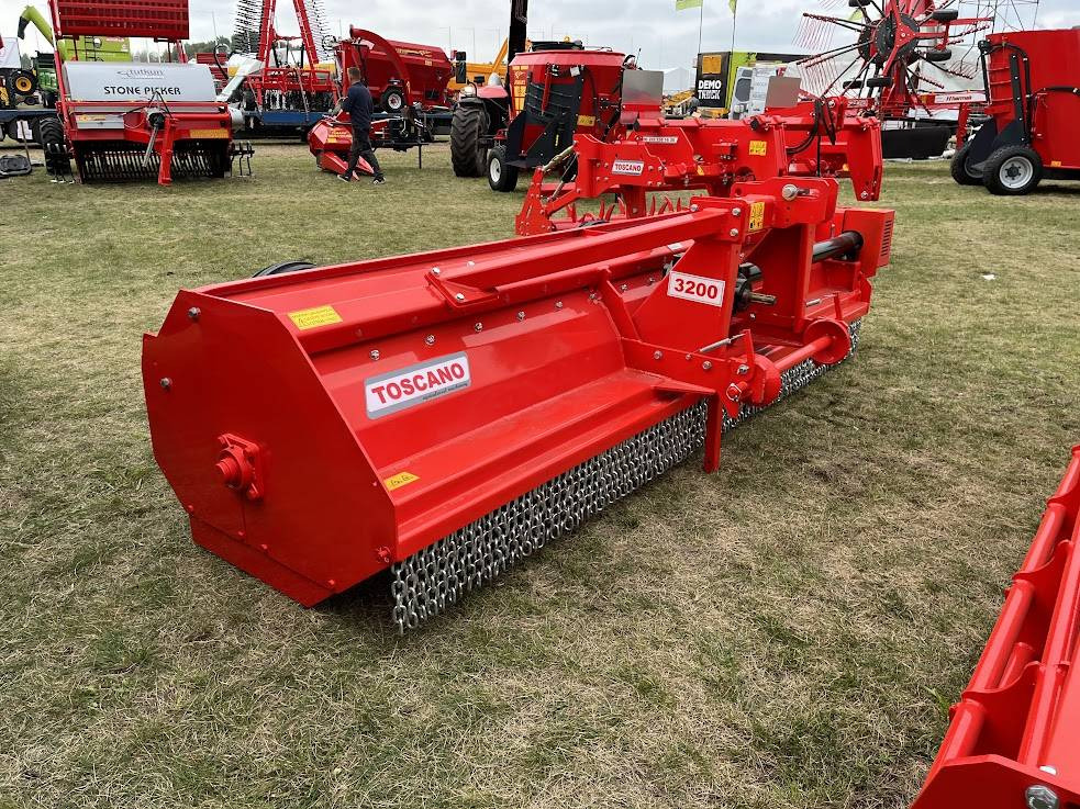 Toscano 3,15 m mulcher - demo version - Flail mower/ Mulcher: picture 2 Toscano 3,15 m mulcher - demo version - Flail mower/ Mulcher: picture 2