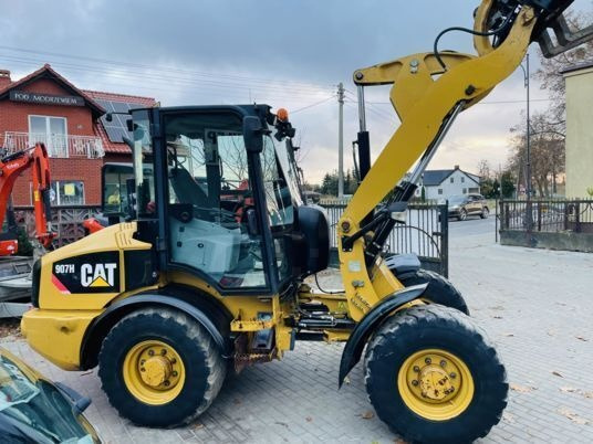 Caterpillar 907H - Wheel loader: picture 1 Caterpillar 907H - Wheel loader: picture 1