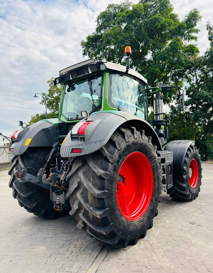 Farm tractor Fendt 828 Vario Profi Plus: picture 8