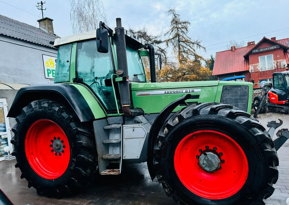 Fendt Favorit 818 - Farm tractor: picture 5 Fendt Favorit 818 - Farm tractor: picture 5
