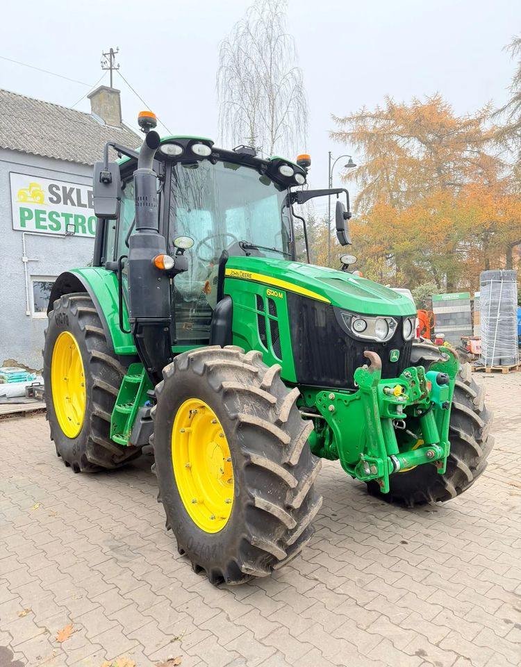 John Deere 6120M - Farm tractor: picture 2 John Deere 6120M - Farm tractor: picture 2