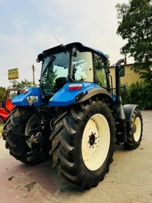 New Holland T5.110 - Farm tractor: picture 4 New Holland T5.110 - Farm tractor: picture 4