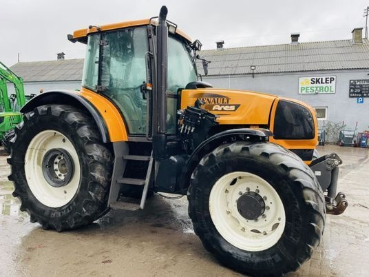 Farm tractor Renault ARES 826 RZ: picture 6