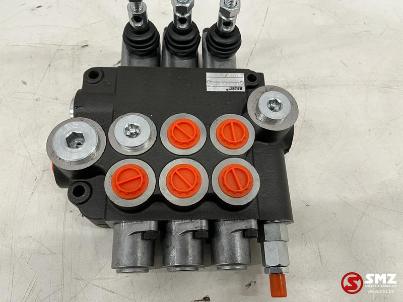Diversen Stuurventiel MBV113002GP a1a1c1g kz1 - Hydraulics for Truck: picture 3 Diversen Stuurventiel MBV113002GP a1a1c1g kz1 - Hydraulics for Truck: picture 3