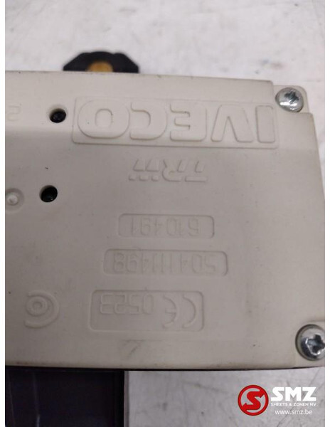 Iveco Occ centrale vergrendeling module Iveco - Electrical system for Truck: picture 2 Iveco Occ centrale vergrendeling module Iveco - Electrical system for Truck: picture 2