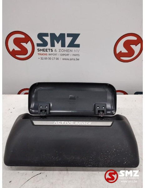 Iveco Occ handschoenkast Iveco Stralis - Cab and interior for Truck: picture 1 Iveco Occ handschoenkast Iveco Stralis - Cab and interior for Truck: picture 1