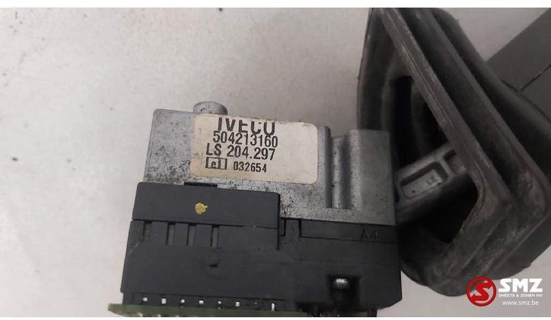 Iveco Occ stuurkolomschakelaar Iveco Stralis - Steering column switch for Truck: picture 4 Iveco Occ stuurkolomschakelaar Iveco Stralis - Steering column switch for Truck: picture 4