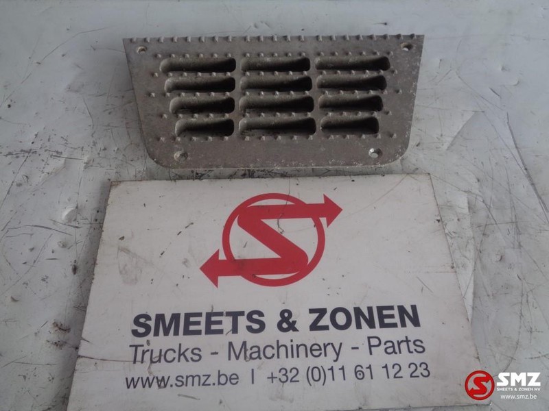 Iveco Occ trede - Footstep for Truck: picture 1 Iveco Occ trede - Footstep for Truck: picture 1