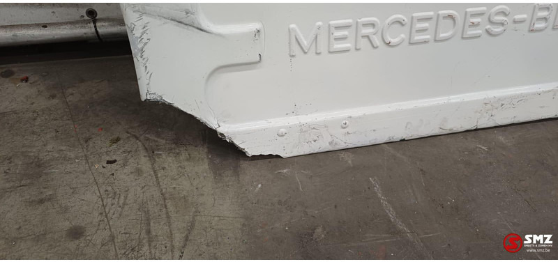 Mercedes-Benz Occ set sideskirts links + rechts Mercedes SK - Frame/ Chassis for Truck: picture 5 Mercedes-Benz Occ set sideskirts links + rechts Mercedes SK - Frame/ Chassis for Truck: picture 5