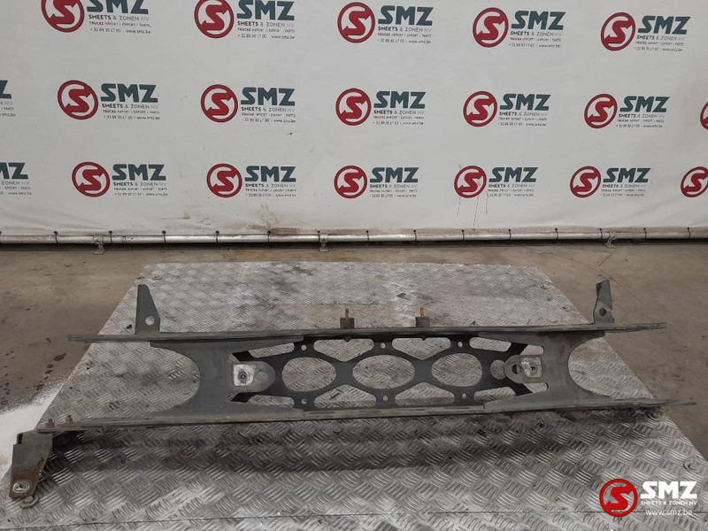 Mercedes-Benz Occ voorbumperbalk Mercedes - Bumper for Truck: picture 1 Mercedes-Benz Occ voorbumperbalk Mercedes - Bumper for Truck: picture 1