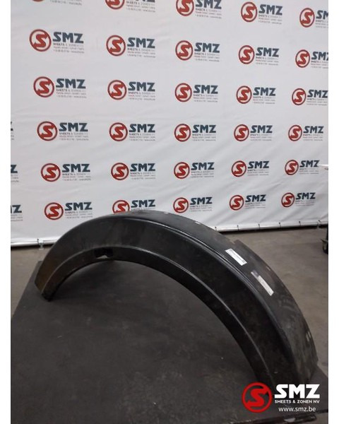 Mercedes-Benz Spatbord rechts Mercedes SK A3818804106 - Body and exterior for Truck: picture 3 Mercedes-Benz Spatbord rechts Mercedes SK A3818804106 - Body and exterior for Truck: picture 3