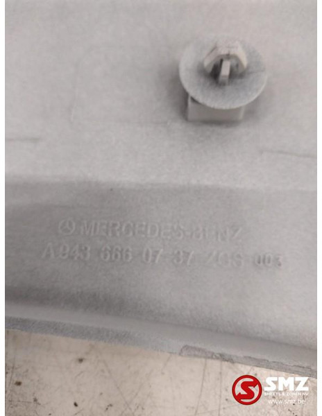 Mercedes-Benz Spatbordvoering mercedes actros mp2/3 a9436660737 - Body and exterior for Truck: picture 4 Mercedes-Benz Spatbordvoering mercedes actros mp2/3 a9436660737 - Body and exterior for Truck: picture 4