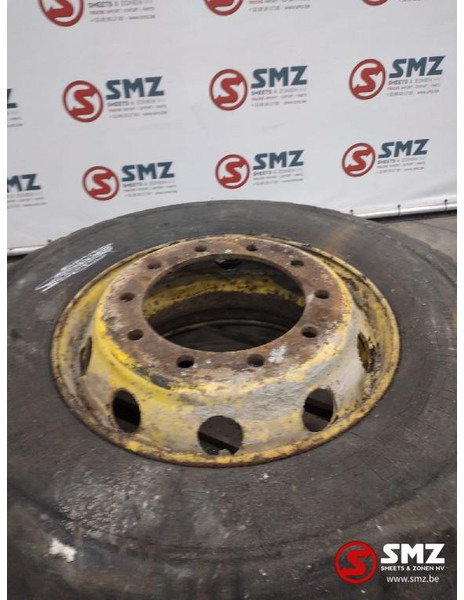 Michelin Occ vrachtwagenband Michelin 12R22.5 - Tire for Truck: picture 2 Michelin Occ vrachtwagenband Michelin 12R22.5 - Tire for Truck: picture 2