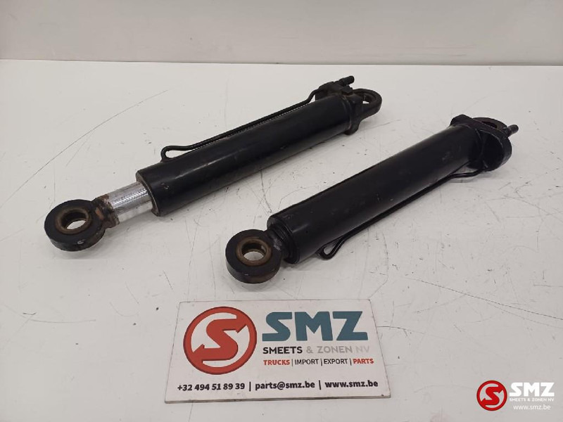Renault Occ set cabinekantelcilinders Renault - Frame/ Chassis for Truck: picture 1 Renault Occ set cabinekantelcilinders Renault - Frame/ Chassis for Truck: picture 1
