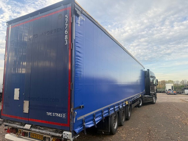 Schmitz Cargobull Mega Hefdak - Curtainsider semi-trailer: picture 4 Schmitz Cargobull Mega Hefdak - Curtainsider semi-trailer: picture 4