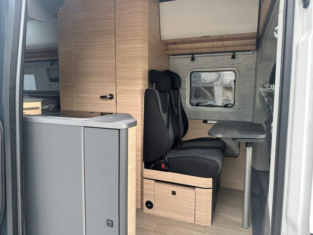 New Camper van Hobby Maxia Van 680 ET 2023: picture 8