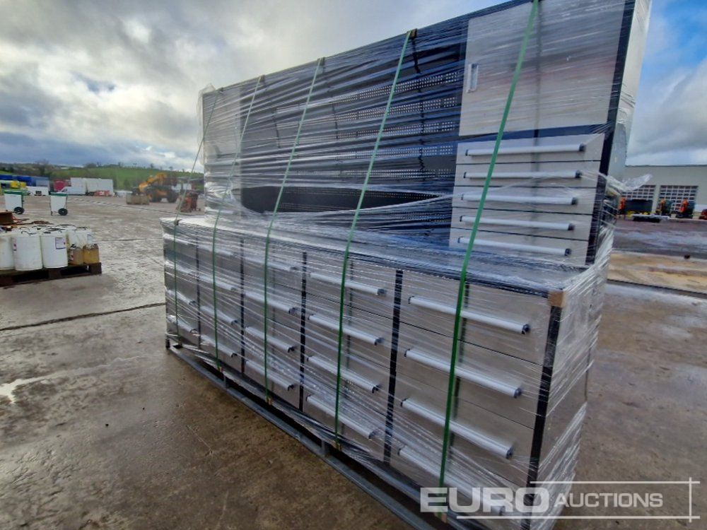 10' 35 Drawer, Tool Box - Construction equipment: picture 2 10' 35 Drawer, Tool Box - Construction equipment: picture 2