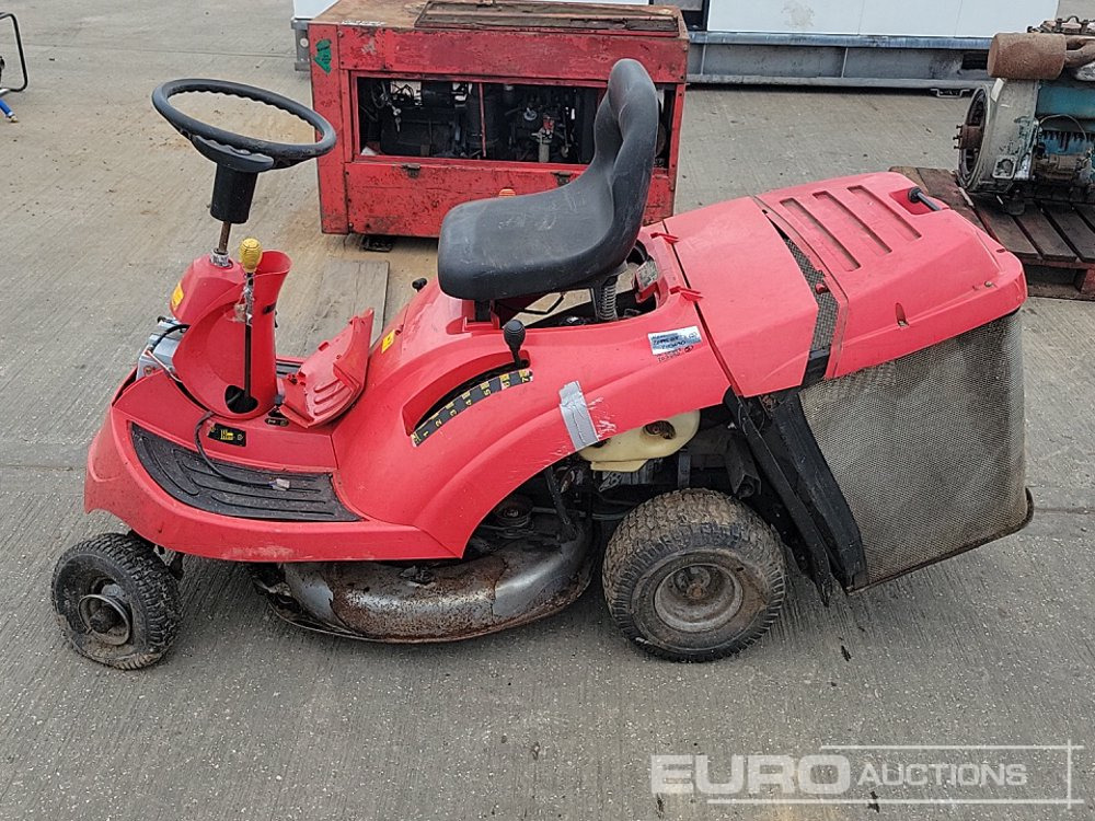 2002 Honda HF1211S - Garden mower: picture 2 2002 Honda HF1211S - Garden mower: picture 2