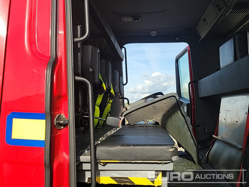 Fire truck 2002 Scania 260 94D: picture 32