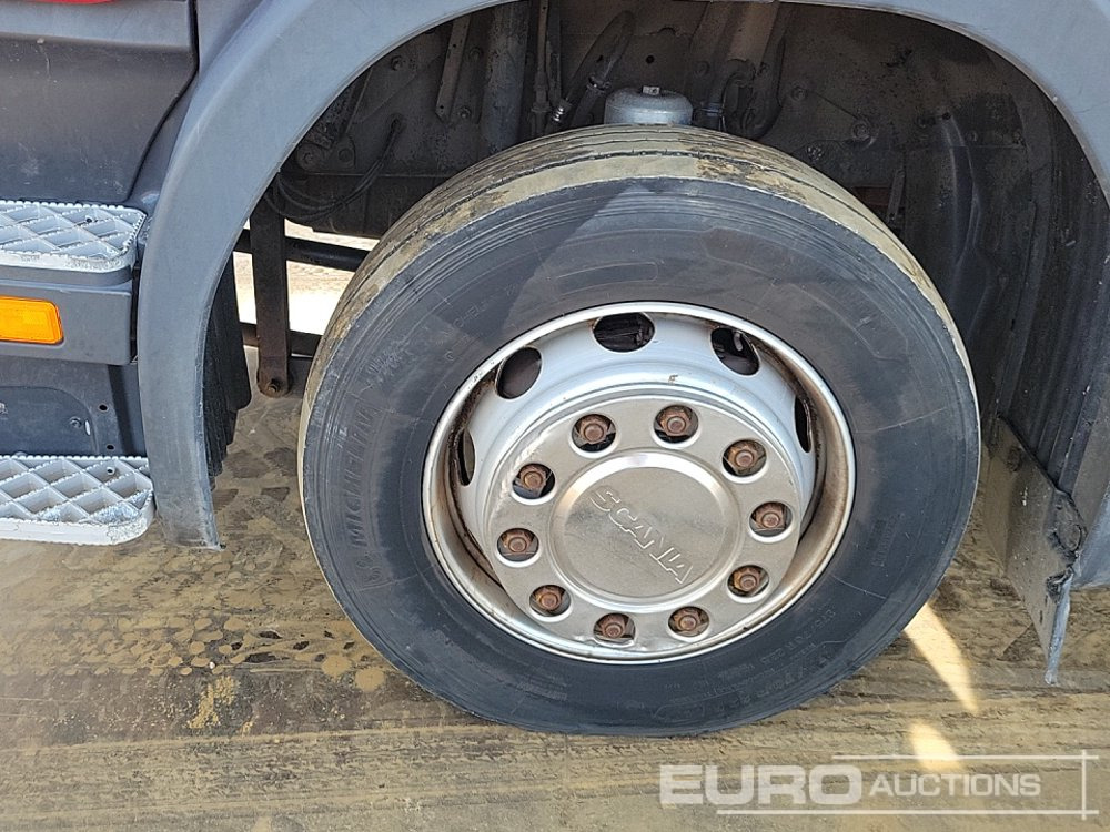 Fire truck 2002 Scania 260 94D: picture 9