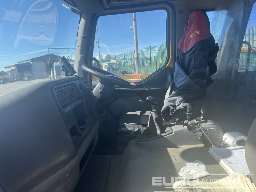 2003 Renault Midlum - Cab chassis truck: picture 4 2003 Renault Midlum - Cab chassis truck: picture 4