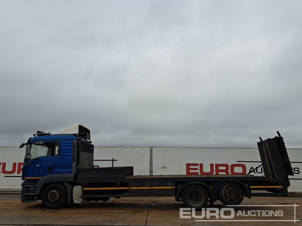 2006 MAN TGA26-390 - Dropside/ Flatbed truck: picture 2 2006 MAN TGA26-390 - Dropside/ Flatbed truck: picture 2